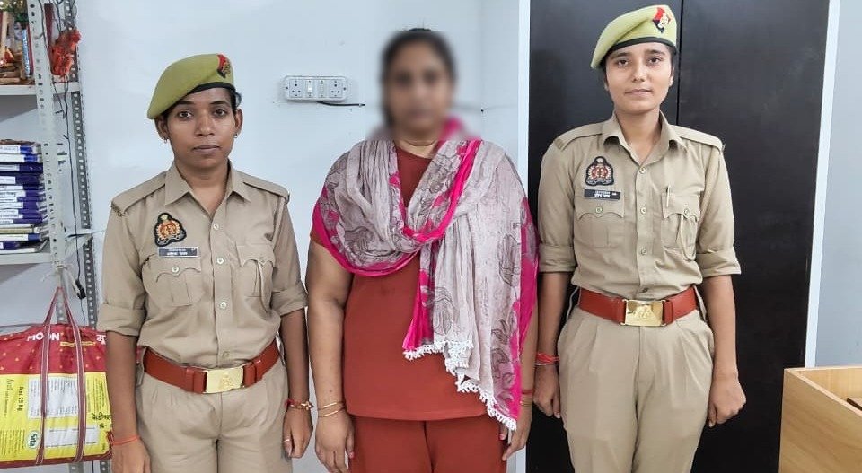 गोरखपुर में 30 लाख की ठगी के मामले में वांछित अभियुक्ता गिरफ्तार, 100 गुना मुनाफे का दिया था लालच