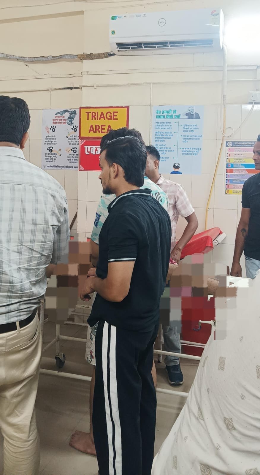 उन्नाव ब्रेकिंग न्यूज़  जिला अस्पताल की इमरजेंसी में दलालों की सक्रियता का आरोप, मरीजों को निजी अस्पतालों में ले जाने का खेल!